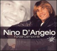 Nino D'Angelo - Forza Campione lyrics