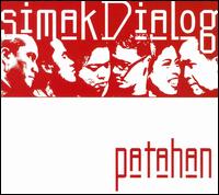 simakDialog - Patahan [live] lyrics