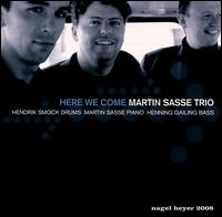 Martin Sasse - Here We Come lyrics