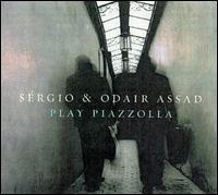 Sergio Assad & Odair Assad - S?rgio & Odair Assad Play Piazzolla lyrics