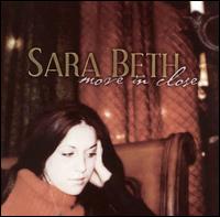 Sara Beth - Move in Close lyrics