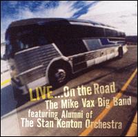 Stan Kenton - Stan Kenton Alumni Live On The Road lyrics