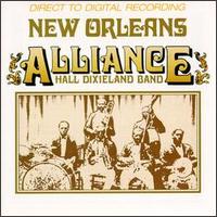 Wallace Davenport - Wallace Davenport & The Alliance Hall Dixieland Band [live] lyrics