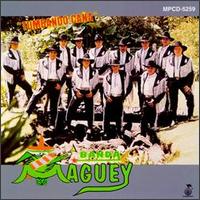 Banda Maguey - Tumbando Cana lyrics