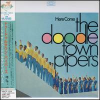 Doodletown Pipers - Here Come the Doodletown Pipers lyrics