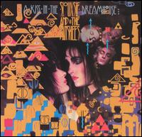 Siouxsie and the Banshees - A Kiss in the Dreamhouse lyrics